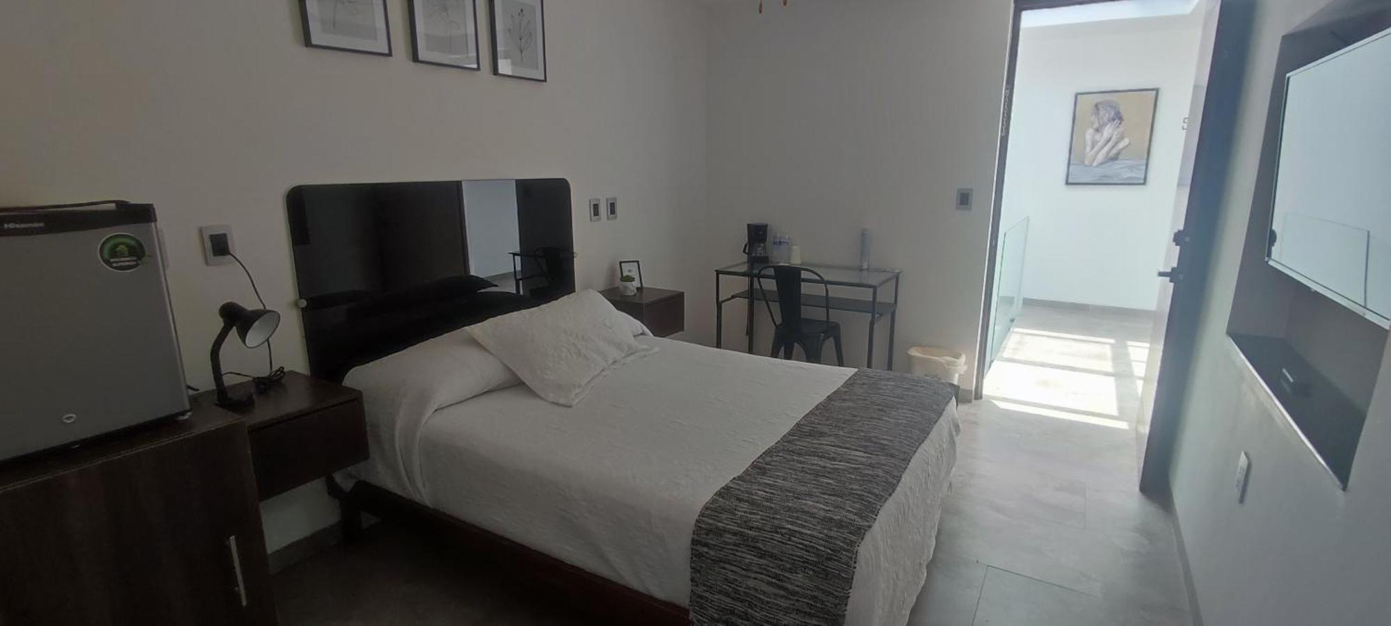 La Casa Mia Leon Hotel Екстериор снимка