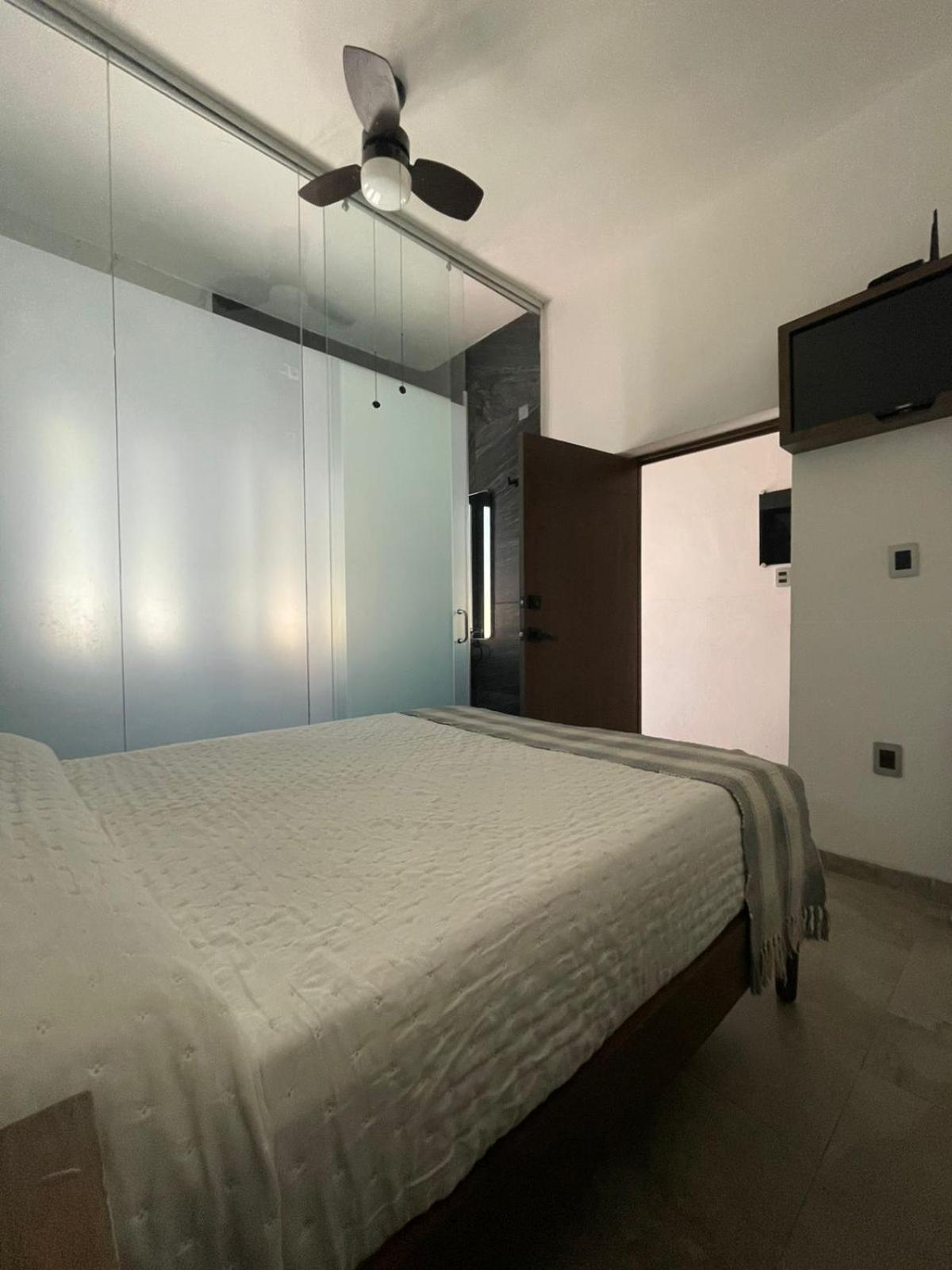 La Casa Mia Leon Hotel Екстериор снимка